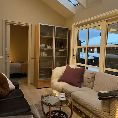 Large Single-family On Dalgard With Walking Distance To Vm2025