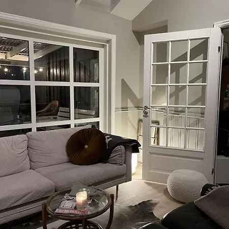 Large Single-family On Dalgard With Walking Distance To Vm2025