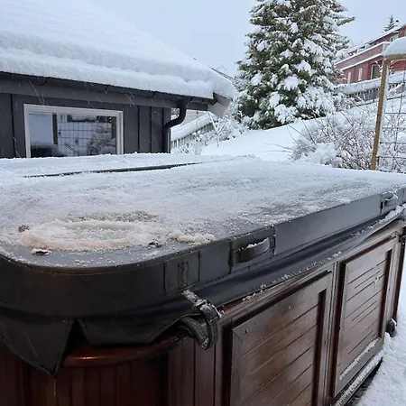 Large Single-family On Dalgard With Walking Distance To Vm2025 Villa